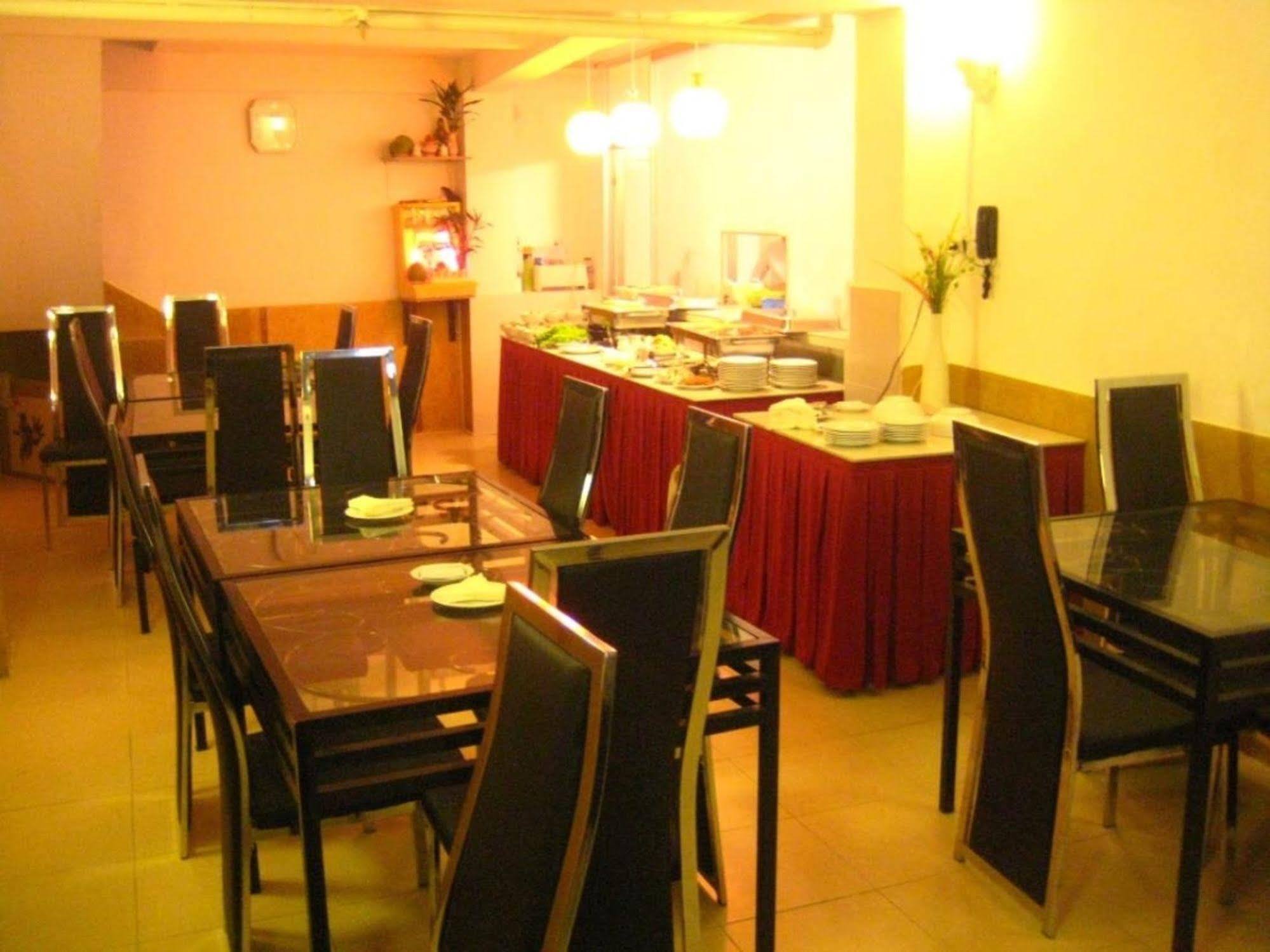 הו צ'י מין סיטי A25 Hotel - 14 Pho Duc Chinh מראה חיצוני תמונה